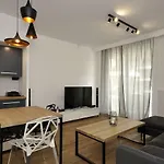 Apartament Zabłocie Riverside WAWELOFTS